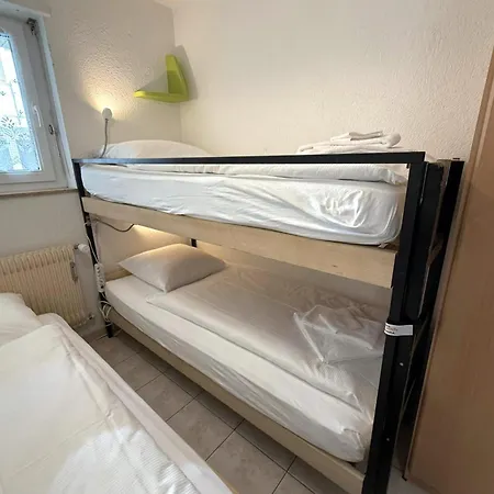 Apartment Salute 106 *